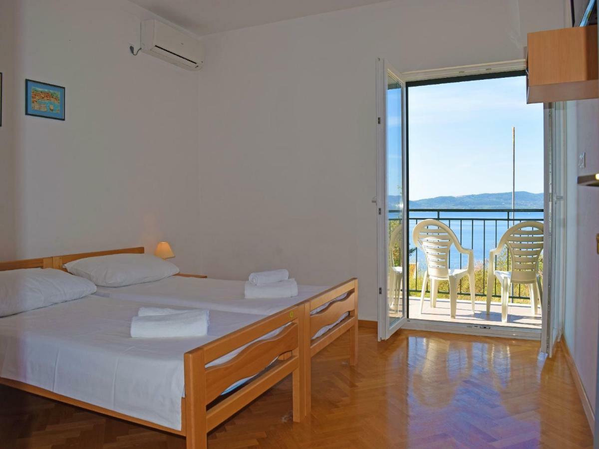 Apartments Buljan Brela Exterior foto